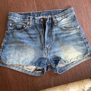 Levis shorts. Unique stitching on back. Size 29.